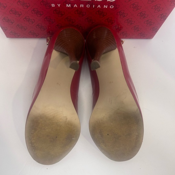 Sexy GUESS ankle strap RED patent heels - Picture 7 of 14